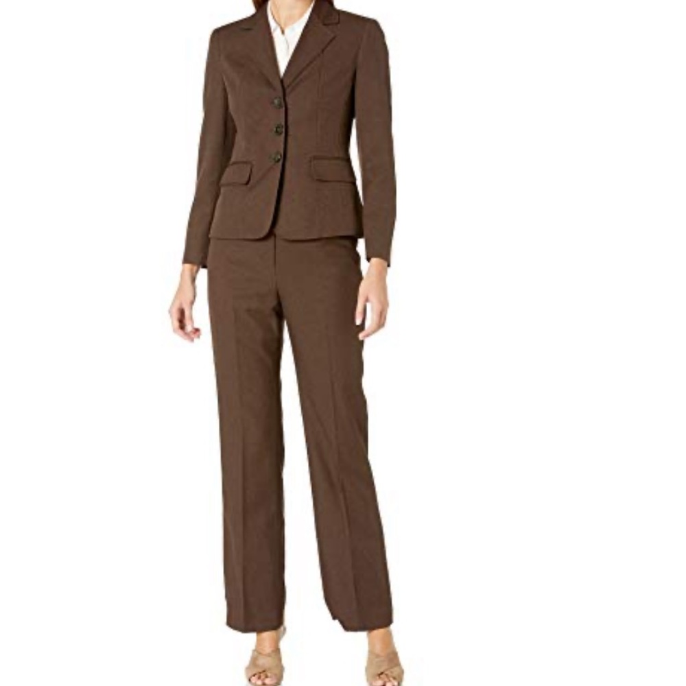 Beautiful blazer - Picture 8 of 10